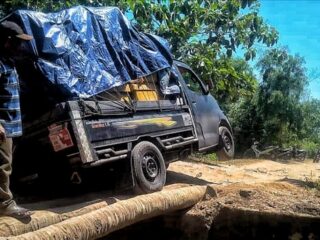 Miris! lihat Penampakan Jembatan Batang Kelapa di Lampung Timur 