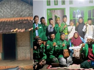 LAZISNU Hargomulyo Lampung Timur Bedah Rumah Mbah Satilah